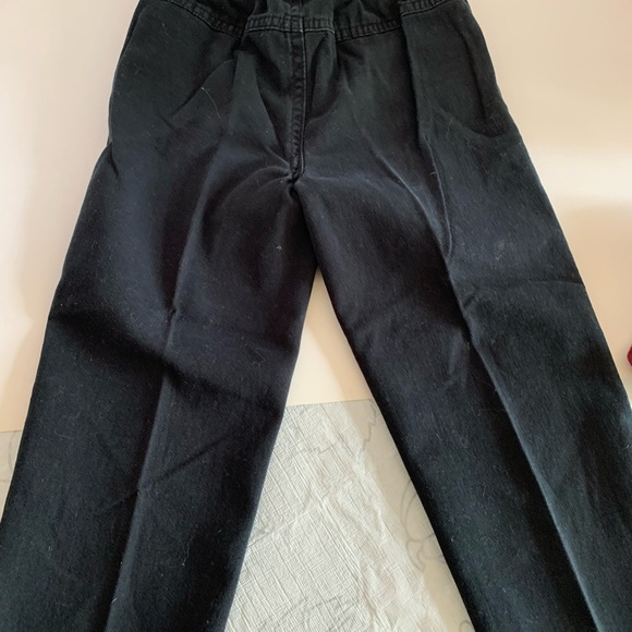 Garanimals Size 5T black pants. Elastic waist Shirt Size XS/XCH (4-5) Burgundy - Picture 4 of 10